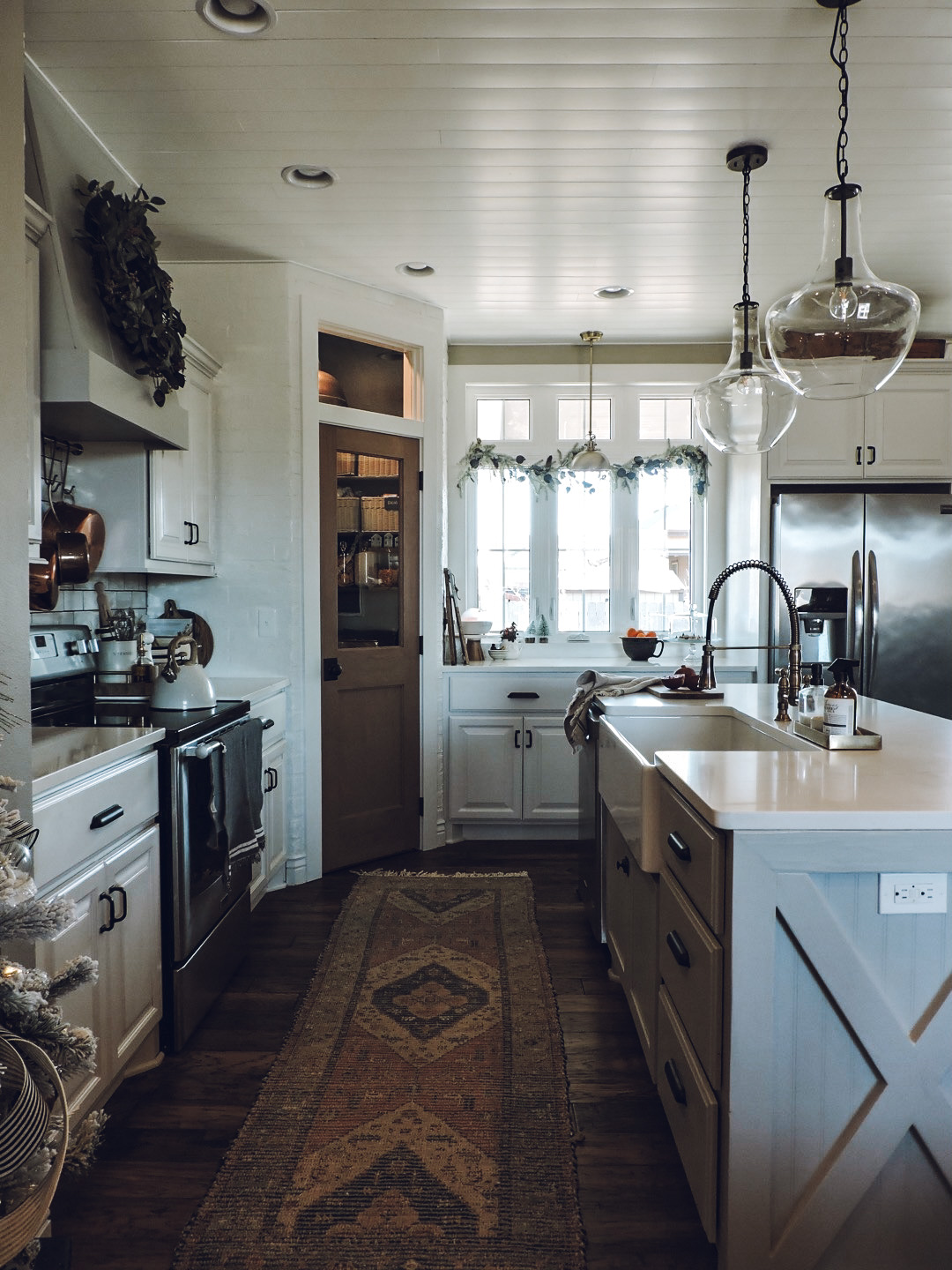 Our Kitchen Reveal - Berry Berry Quite Contrary