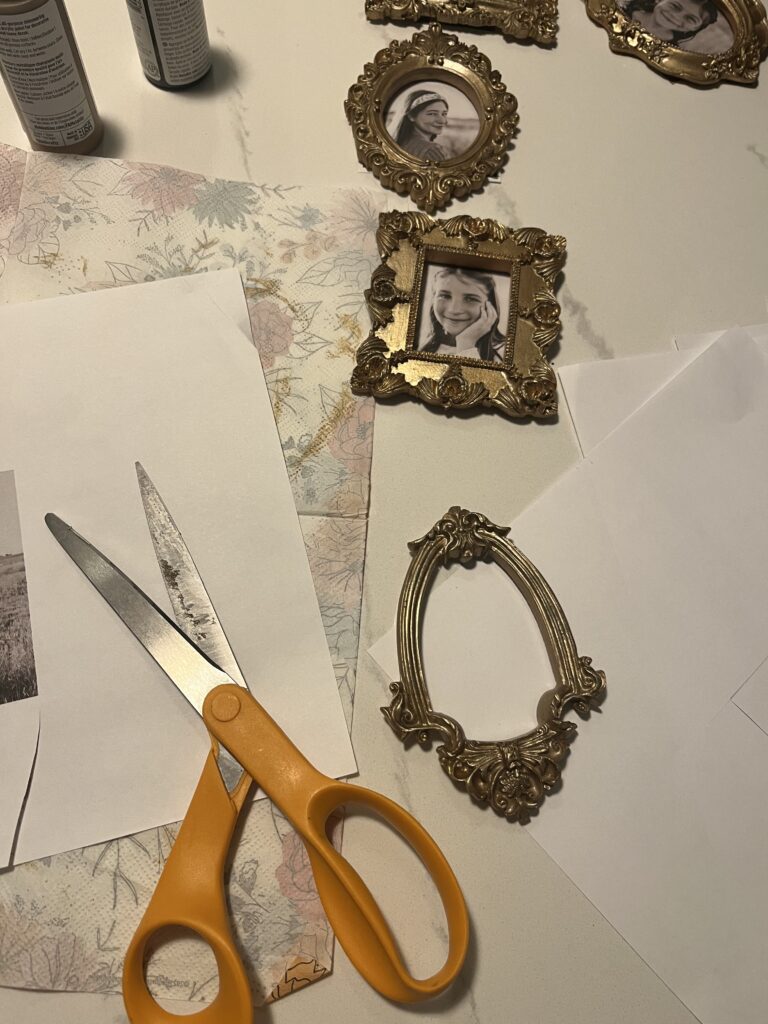 DIY Mini Frame Magnets