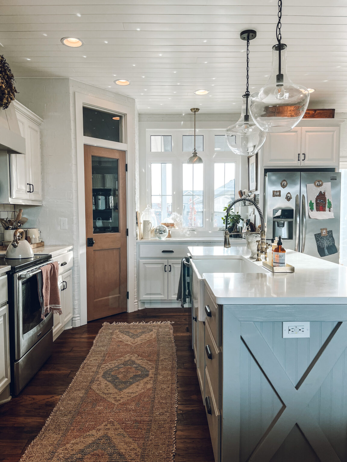 Tension Rod Pot Rack & Affordable Copper Pans - Berry Berry Quite Contrary